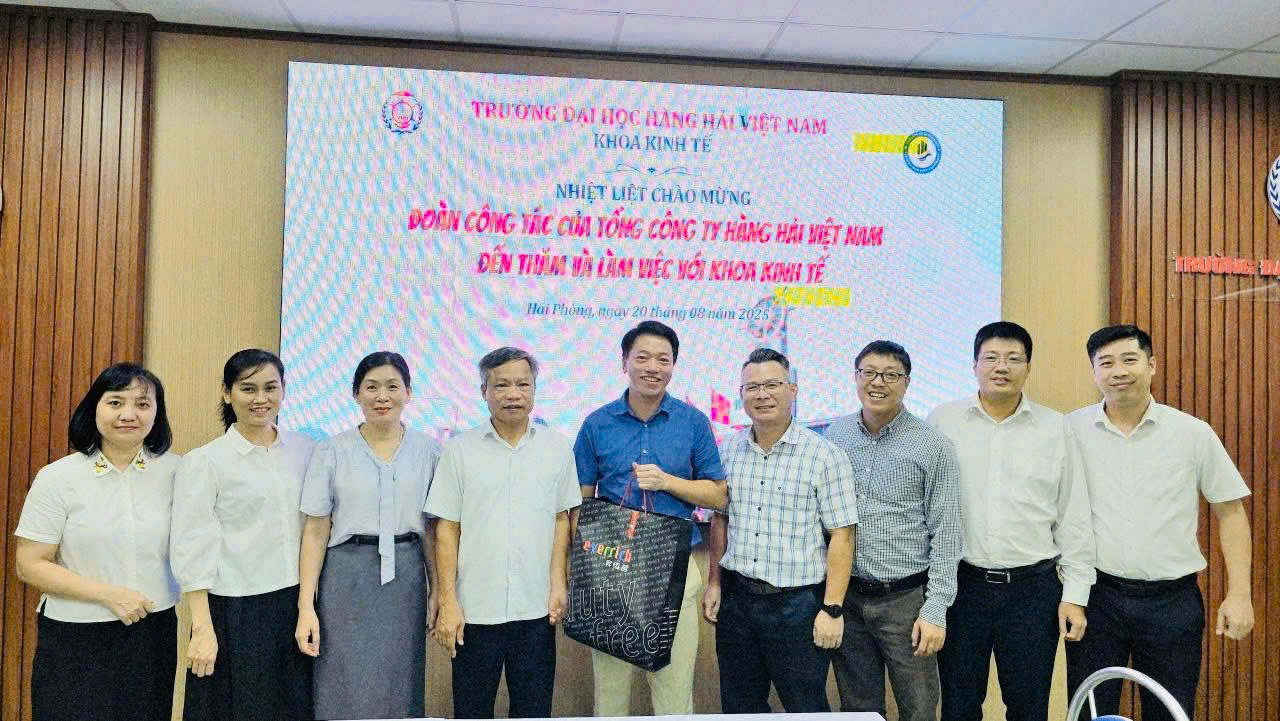 Công ty Vận tải biển VIMC thăm và làm việc với Khoa Kinh tế - Trường Đại học Hàng hải Việt Nam